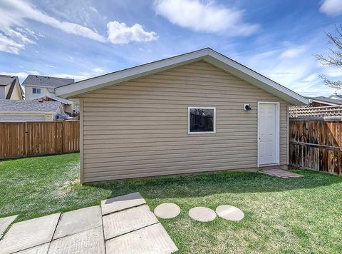 Tiny photo for 558 Evermeadow Road SW, Calgary, AB T2Y 4W9 (MLS # A2310255)