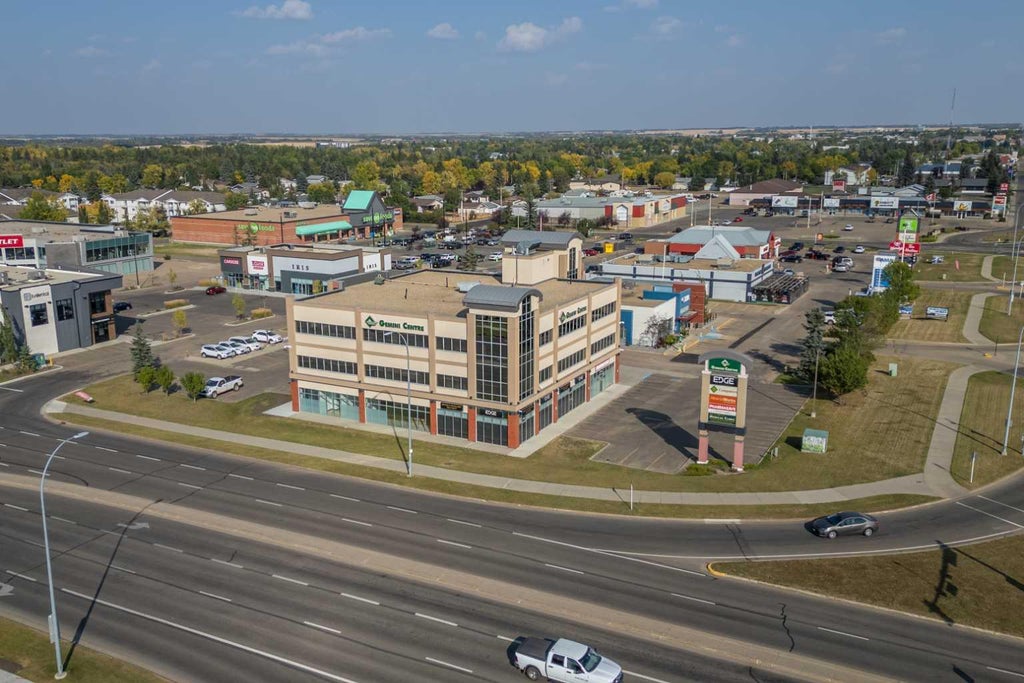 Photo of 6708 48 Avenue #2010, Camrose, AB T4V 4S3 (MLS # A2349856)