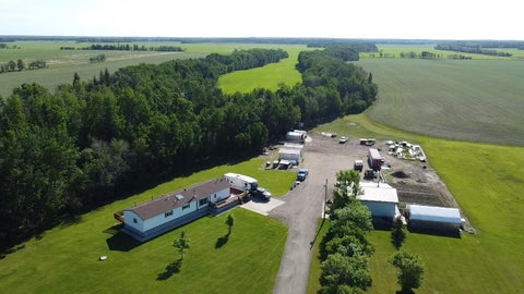 Photo of 85027 Highway 688, Rural Northern Sunrise County, AB T0H 3B0 (MLS # A2326319)