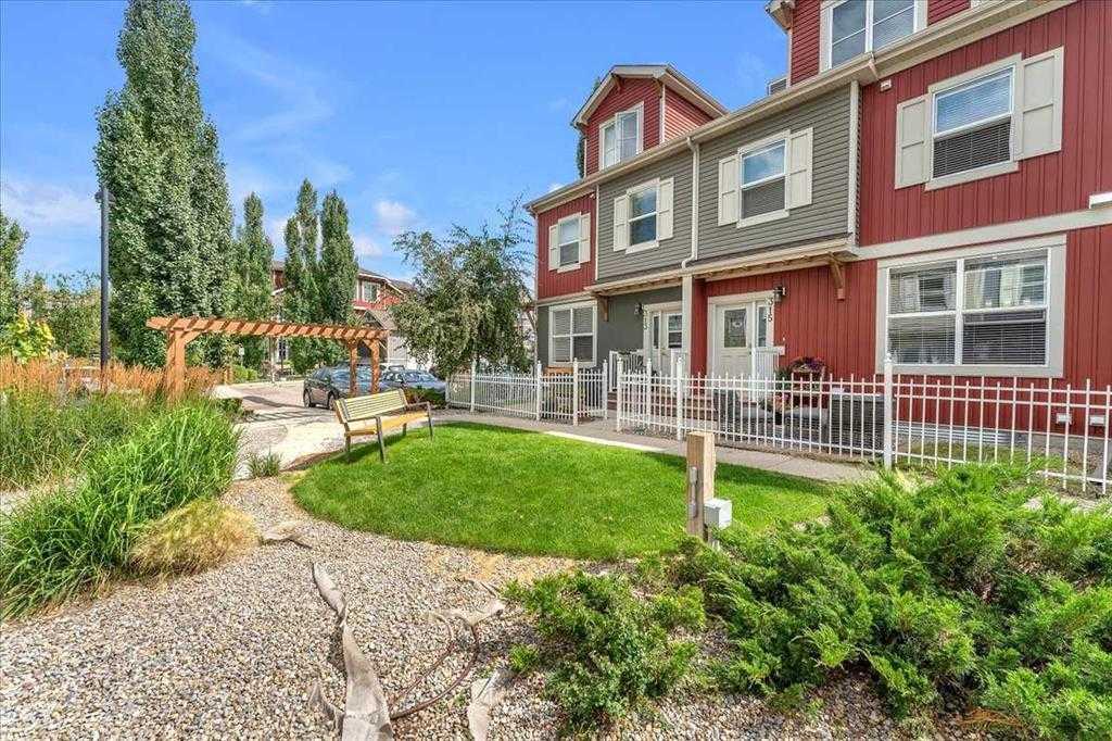 10 Auburn Bay Avenue SE 315