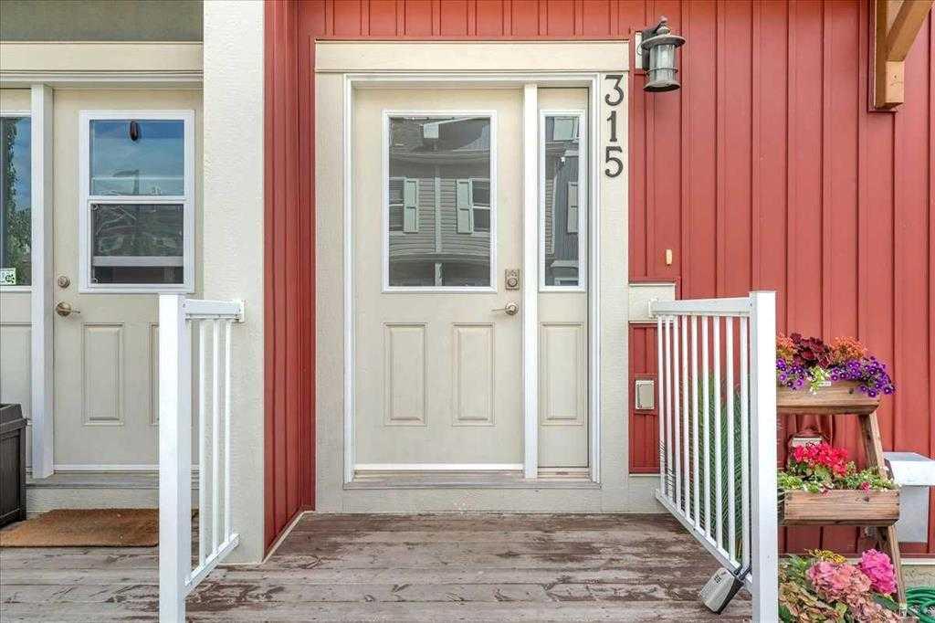 10 Auburn Bay Avenue SE 315