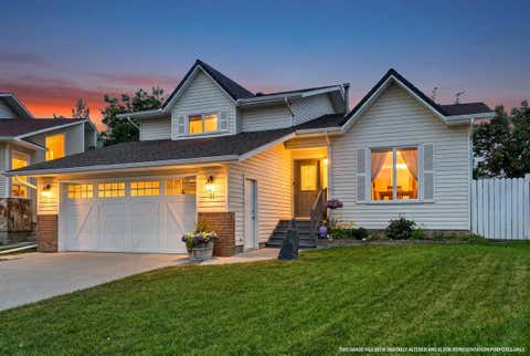 Photo of 31 Scenic Cove Place NW, Calgary, AB T2L 1M6 (MLS # A2333634)