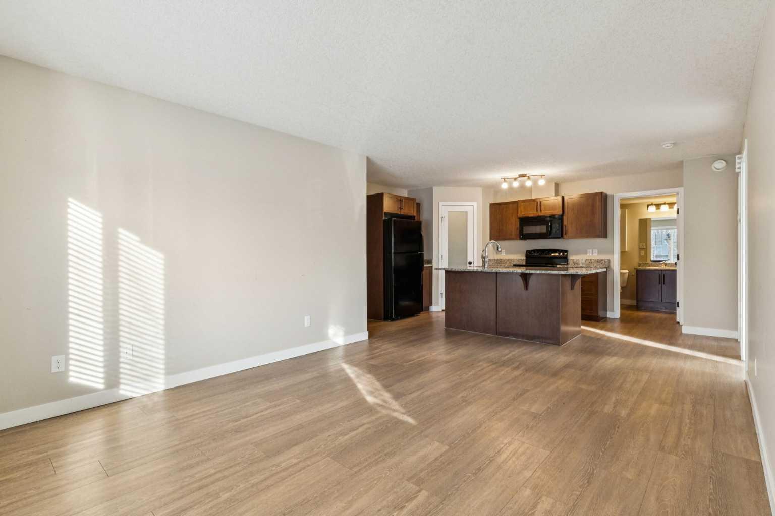 2781 Chinook Winds Drive SW 4102