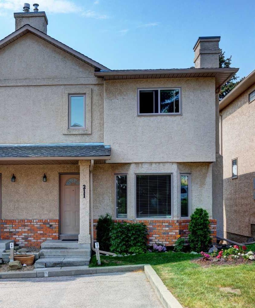 211 Christie Park Mews SW