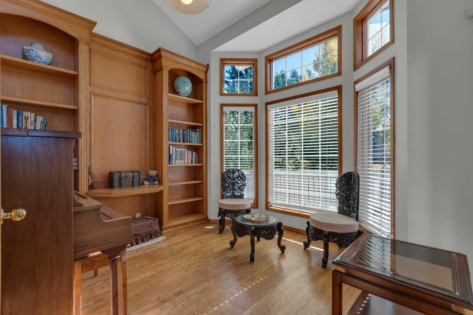 271 Mountain Park Drive SE