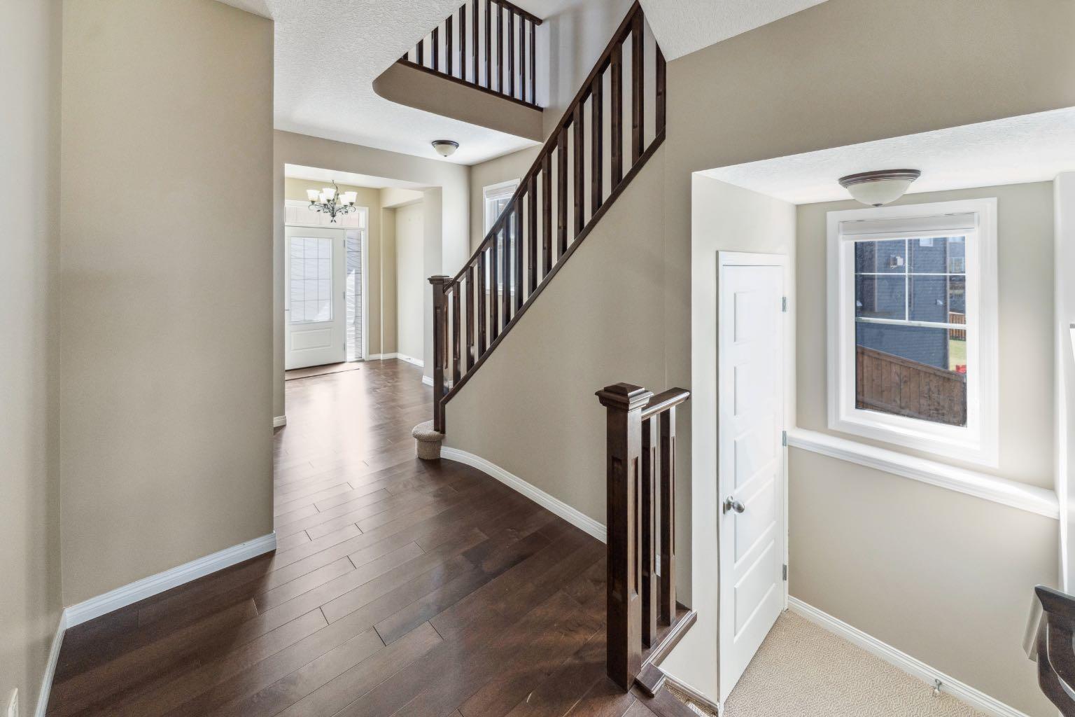 34 Cityscape Bay NE