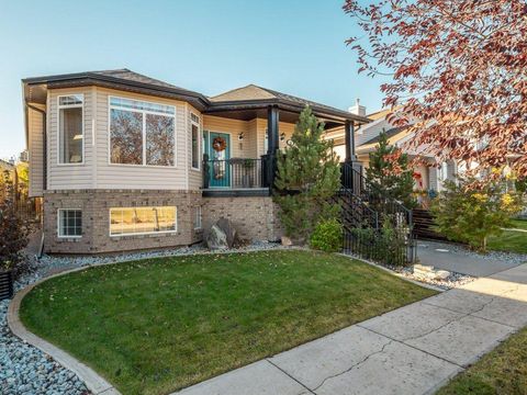 Photo of 22 Riverstone Boulevard W, Lethbridge, AB T1K 7X3 (MLS # A2294225)