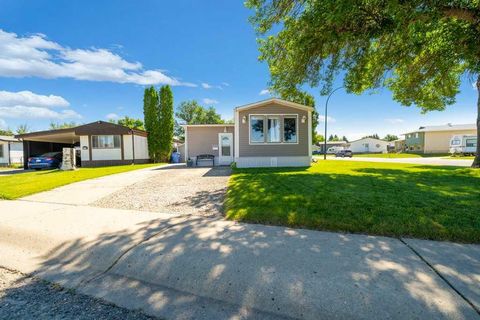 Photo of 2391 Gardner Place SE, Medicine Hat, AB T1B 1A4 (MLS # A2327271)