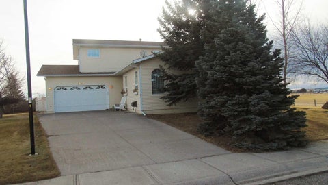 Photo of 1604 7A Avenue, Fort Macleod, AB T0L 0Z0 (MLS # A2343620)