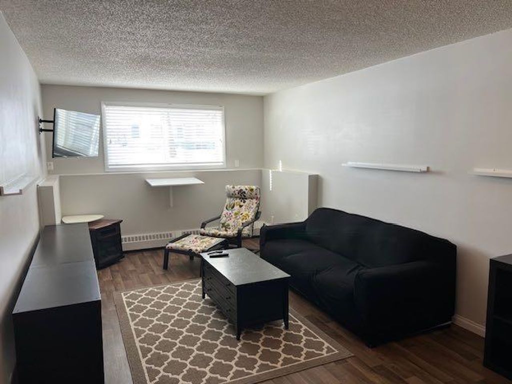 Photo of 6108 53 Street #206, Olds, AB T4H 1X5 (MLS # A2293421)