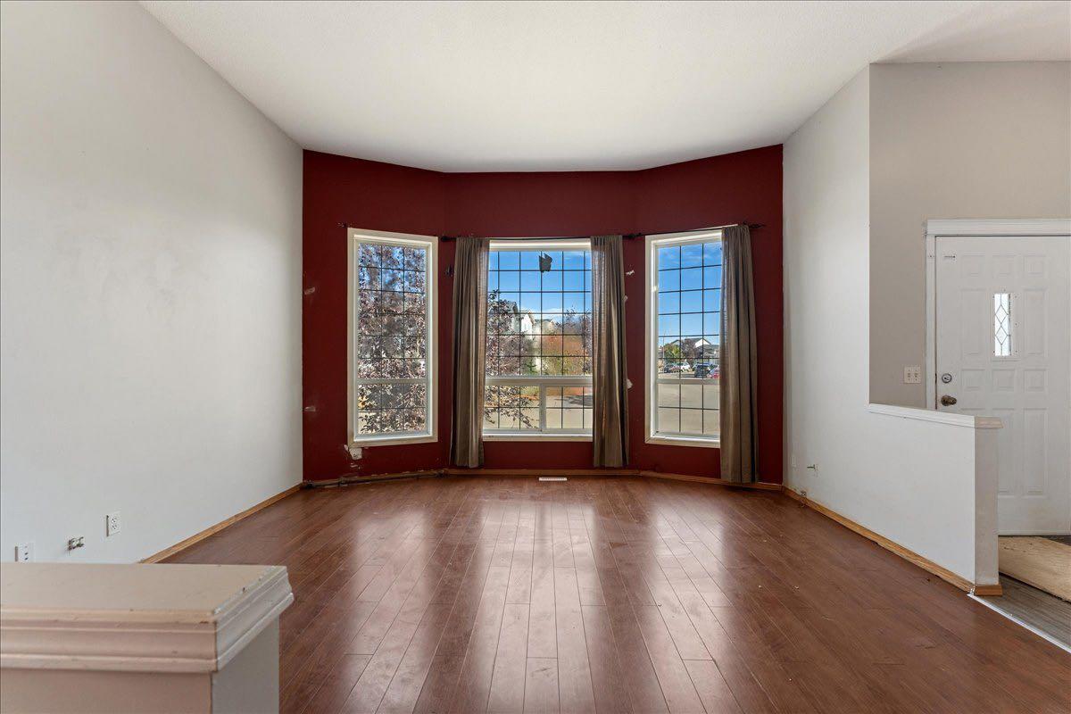 29 Martinvalley Place NE