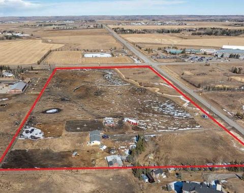 243201 Range Road 33 Rural Rocky View County AB T3Z 2E6