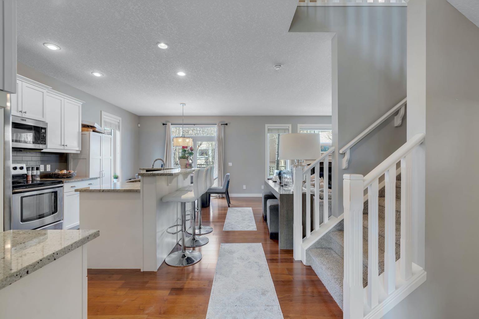 52 West Coach Court SW