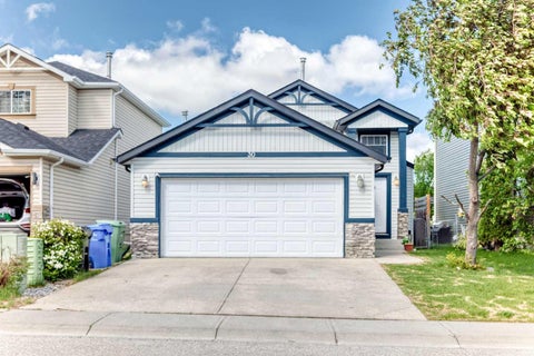 Photo of 30 Covehaven View NE, Calgary, AB T3R 1S6 (MLS # A2337869)