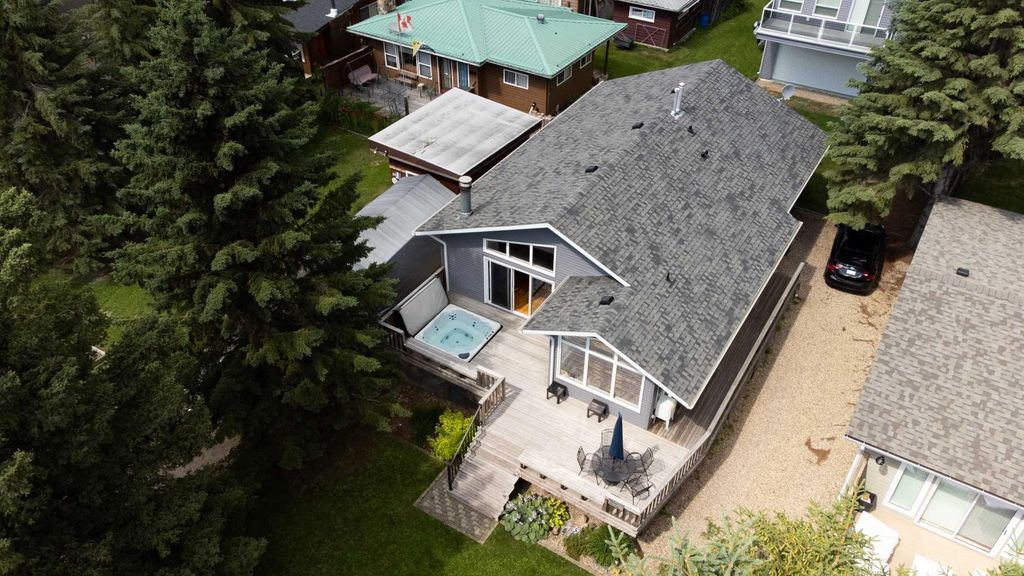 Photo of 31 Lakeshore Drive, Sundance Beach, AB T0C 2C0 (MLS # A2293620)