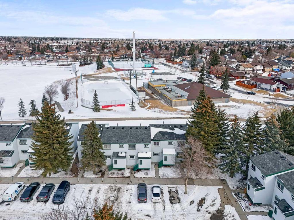Photo of 131 Templehill Drive NE #16, Calgary, AB T1Y 4T1 (MLS # A2288851)