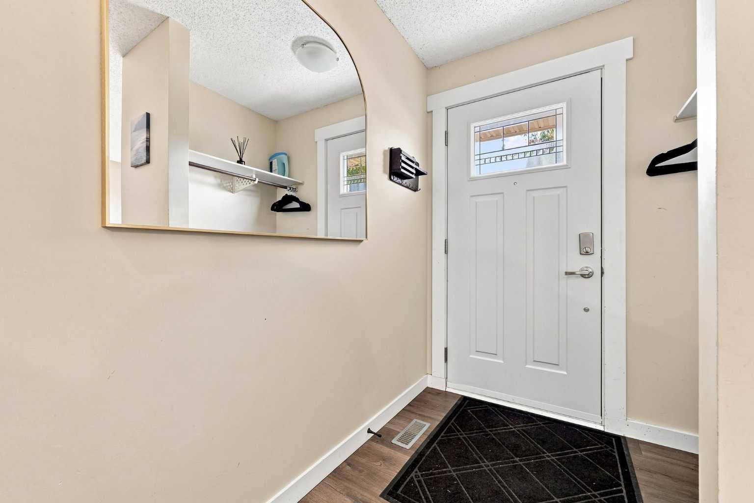 27 Erin Grove Close SE