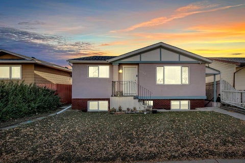 Photo of 1019 Falworth Road NE, Calgary, AB T3J 1C7 (MLS # A2350533)
