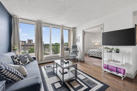 Photo of 505 19 Avenue SW #606, Calgary, AB T2S 0E4 (MLS # A2331420)