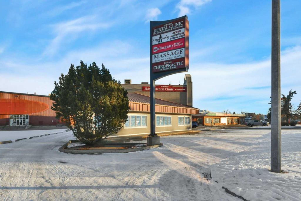 Photo of 5116 52 Street #1, Red Deer, AB T4N 6Y4 (MLS # A2292591)