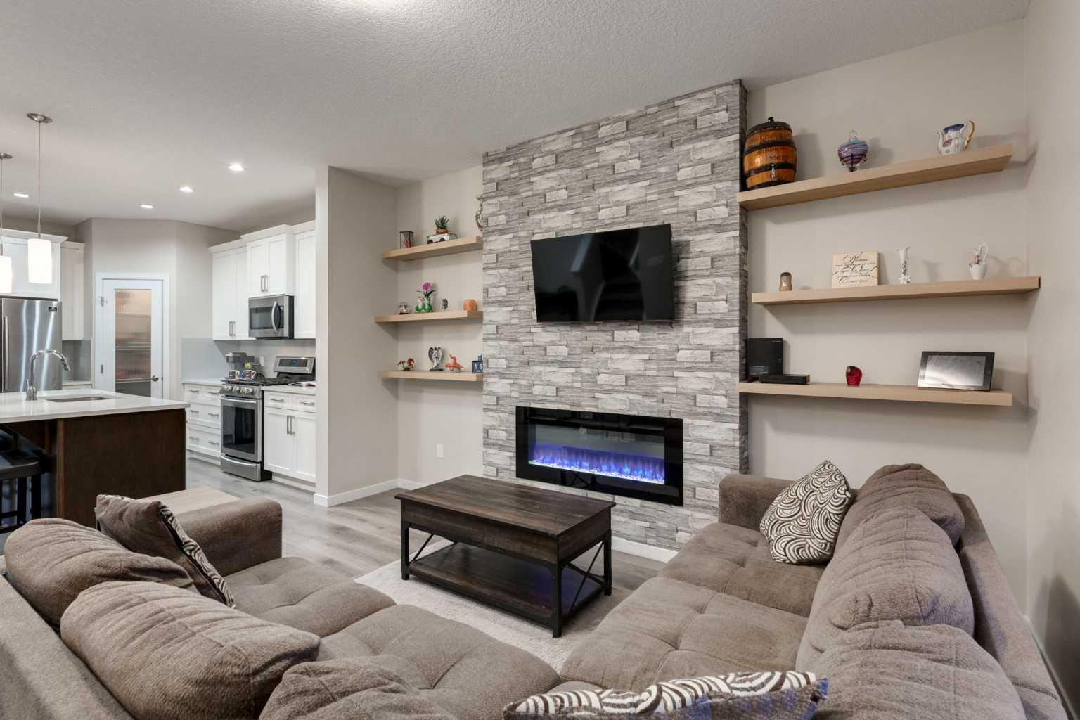 123 DRAKE LANDING Loop