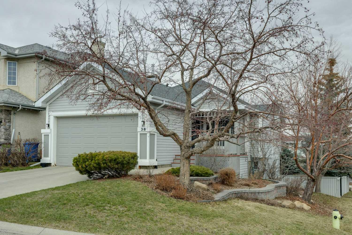 38 Citadel Peak Circle NW