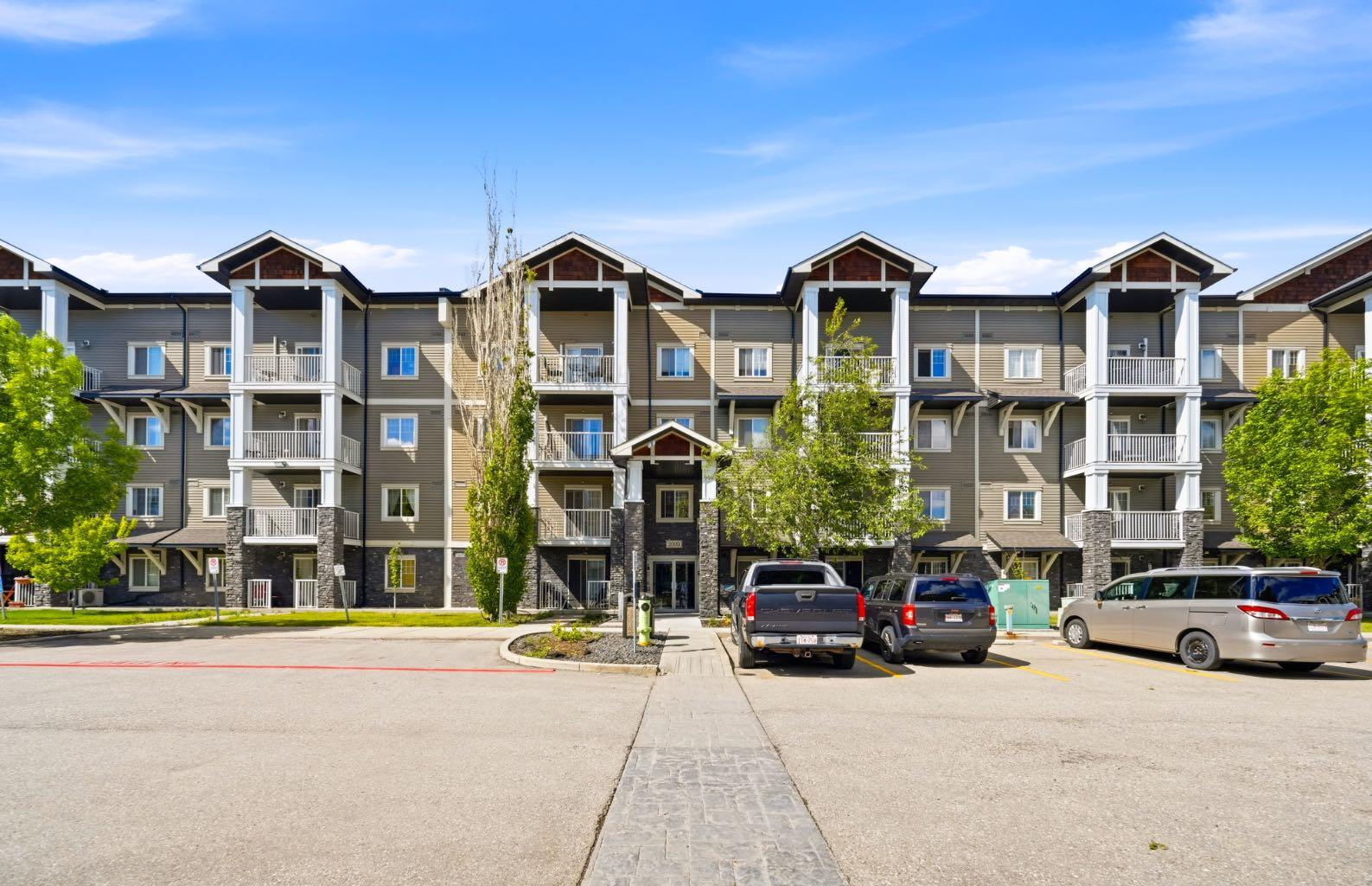 115 Prestwick Villas SE 2223