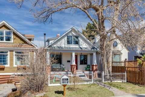 Photo of 2230 22 Avenue SW, Calgary, AB T2T 0S7 (MLS # A2302859)