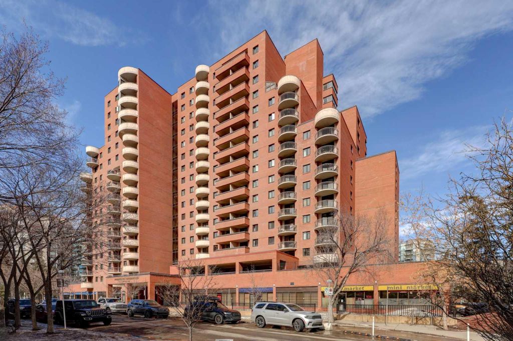 Photo of 738 3 Avenue SW #711, Calgary, AB T2P 0G7 (MLS # A2294514)