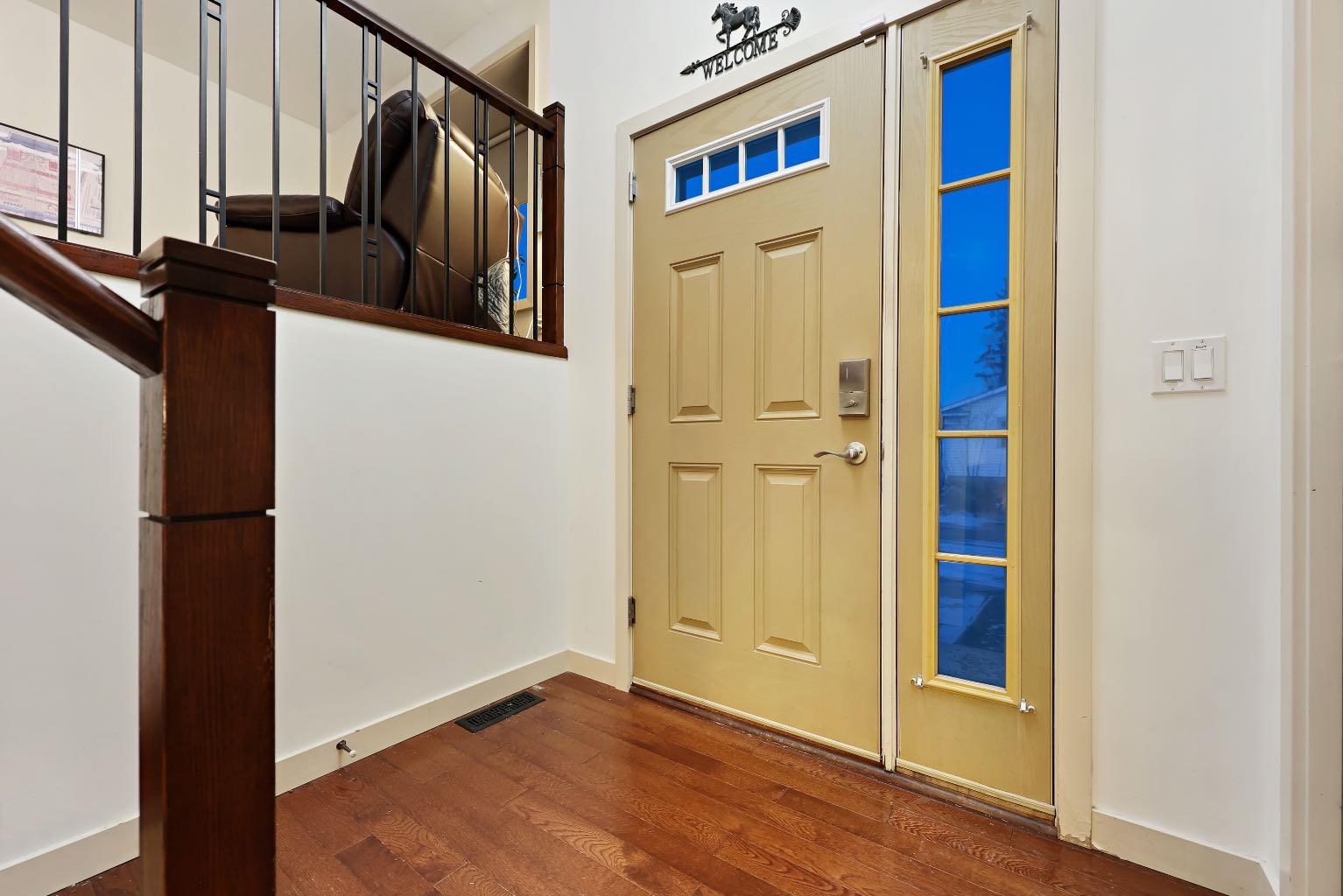 256 Lysander Place SE