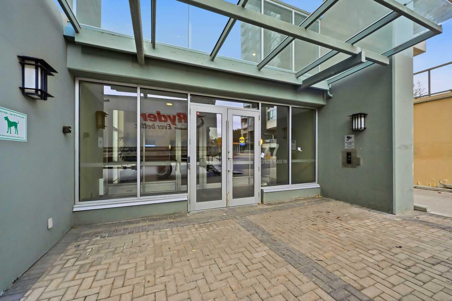77 Spruce Place SW 1003