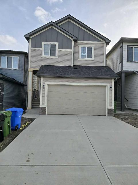 168 CORNERBROOK Road NE Calgary AB T3N 2H1