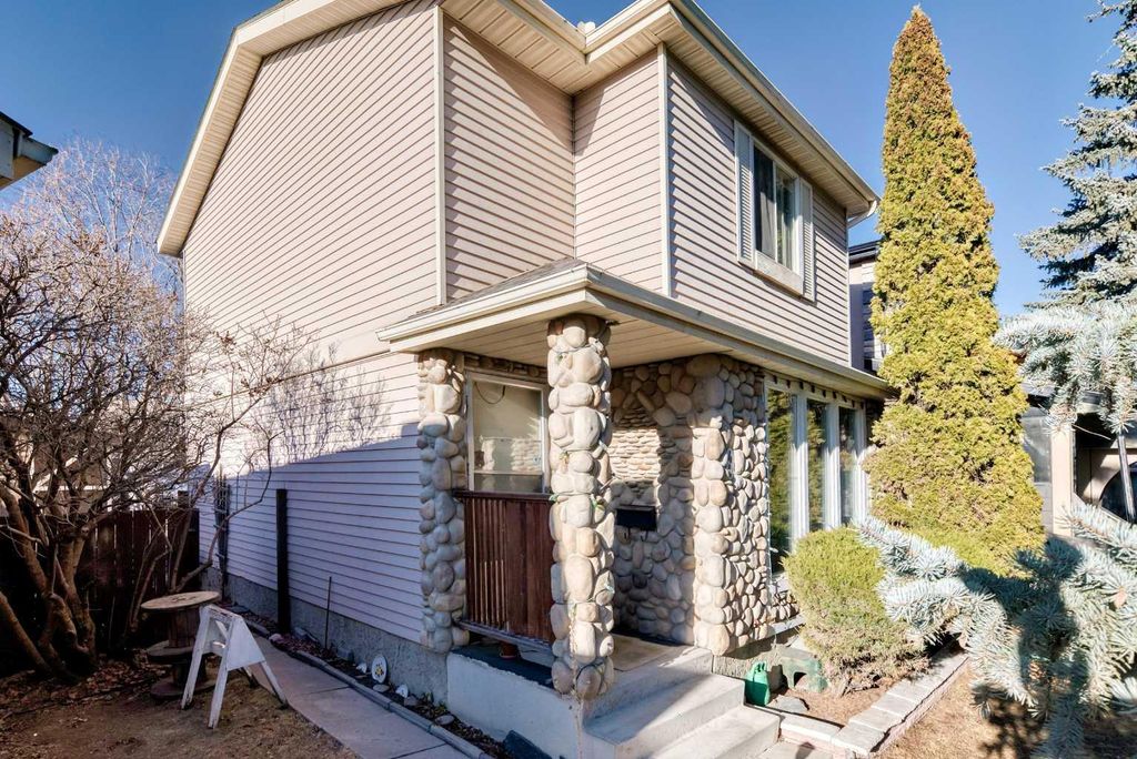 Photo of 44 Erin Croft Green SE, Calgary, AB T2B 2V2 (MLS # A2284465)