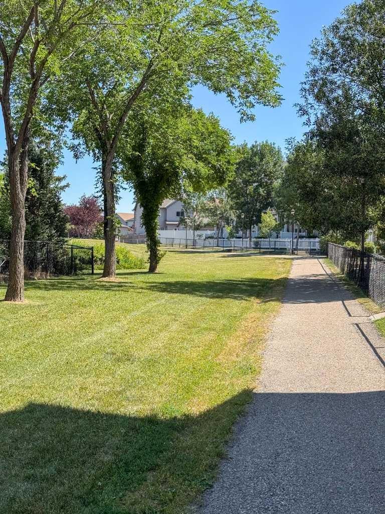 457 Elgin Gardens SE