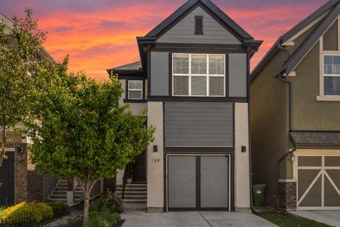 Photo of 124 Masters Crescent SE, Calgary, AB T3M 2M9 (MLS # A2318769)