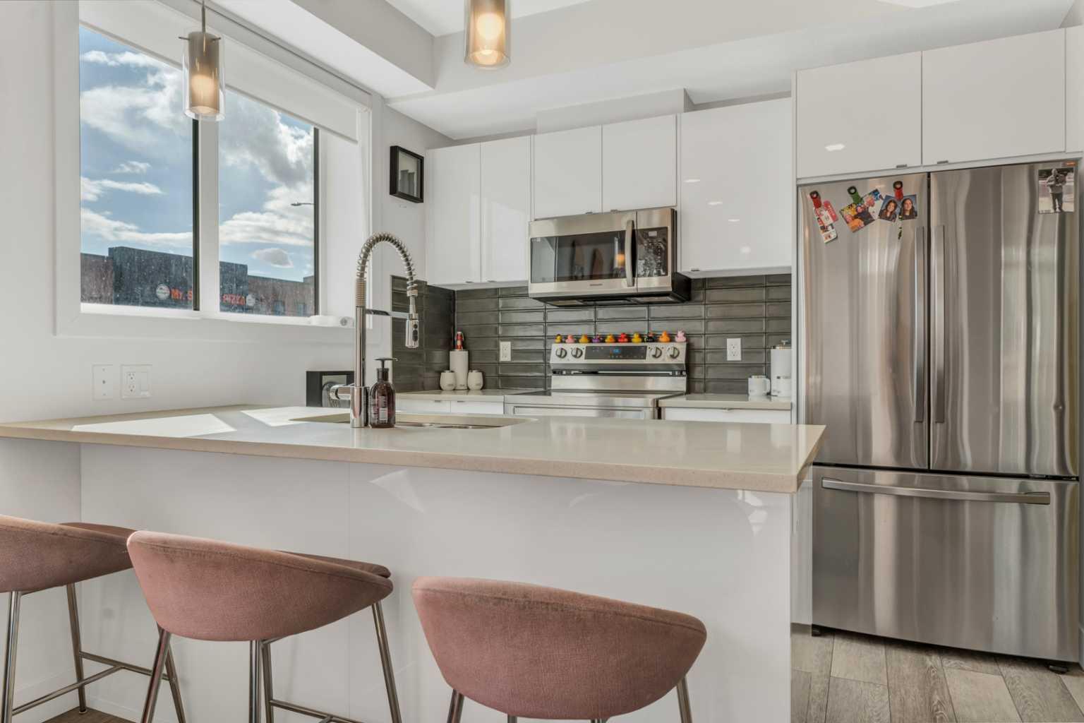 10060 46 Street NE 512