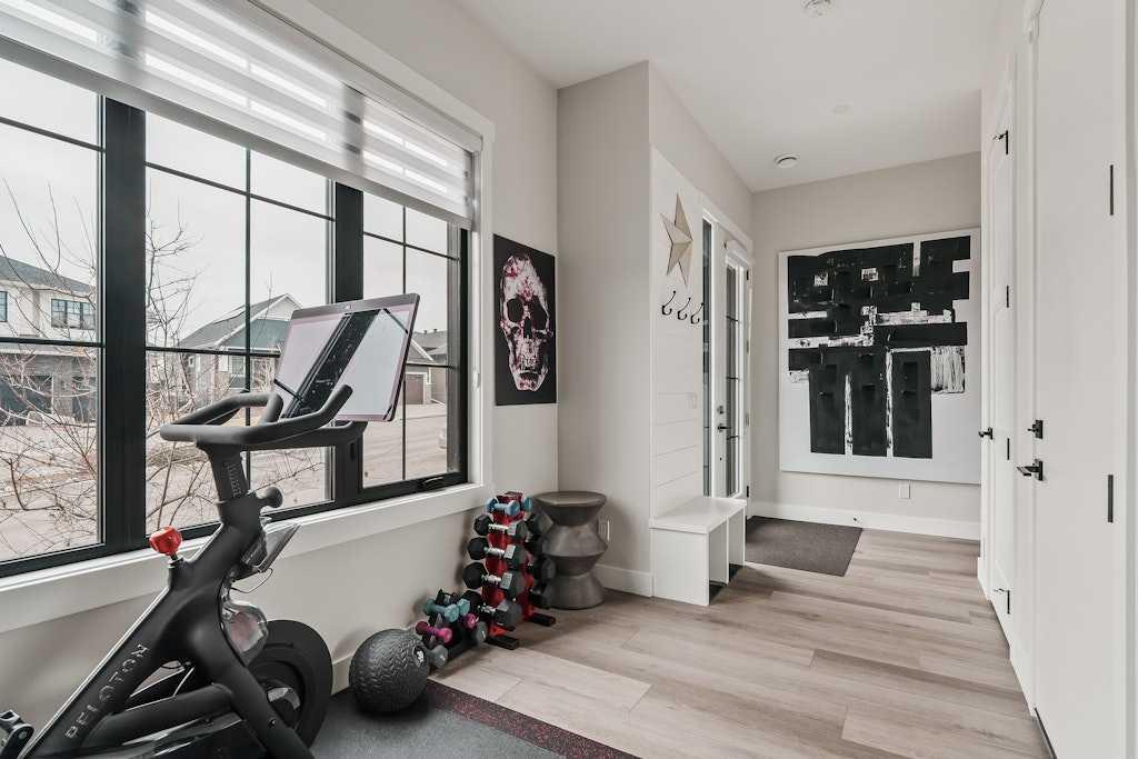 138 Discovery Drive SW