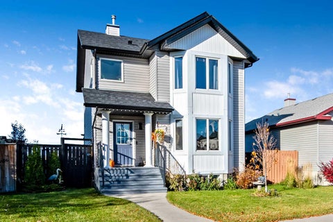 Photo of 32 Sunrise Close SE, High River, AB T1V 1Z3 (MLS # A2350216)