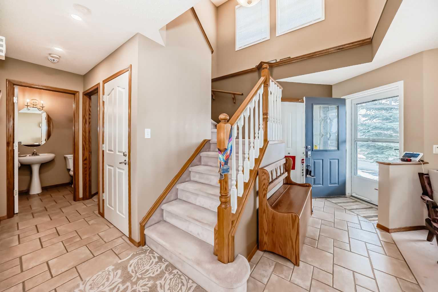 3767 Springbank Drive SW