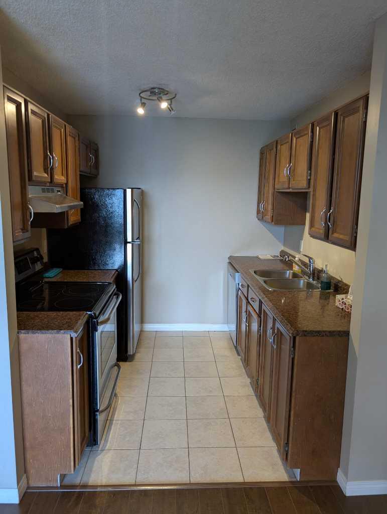 1202 13 Avenue SW 703