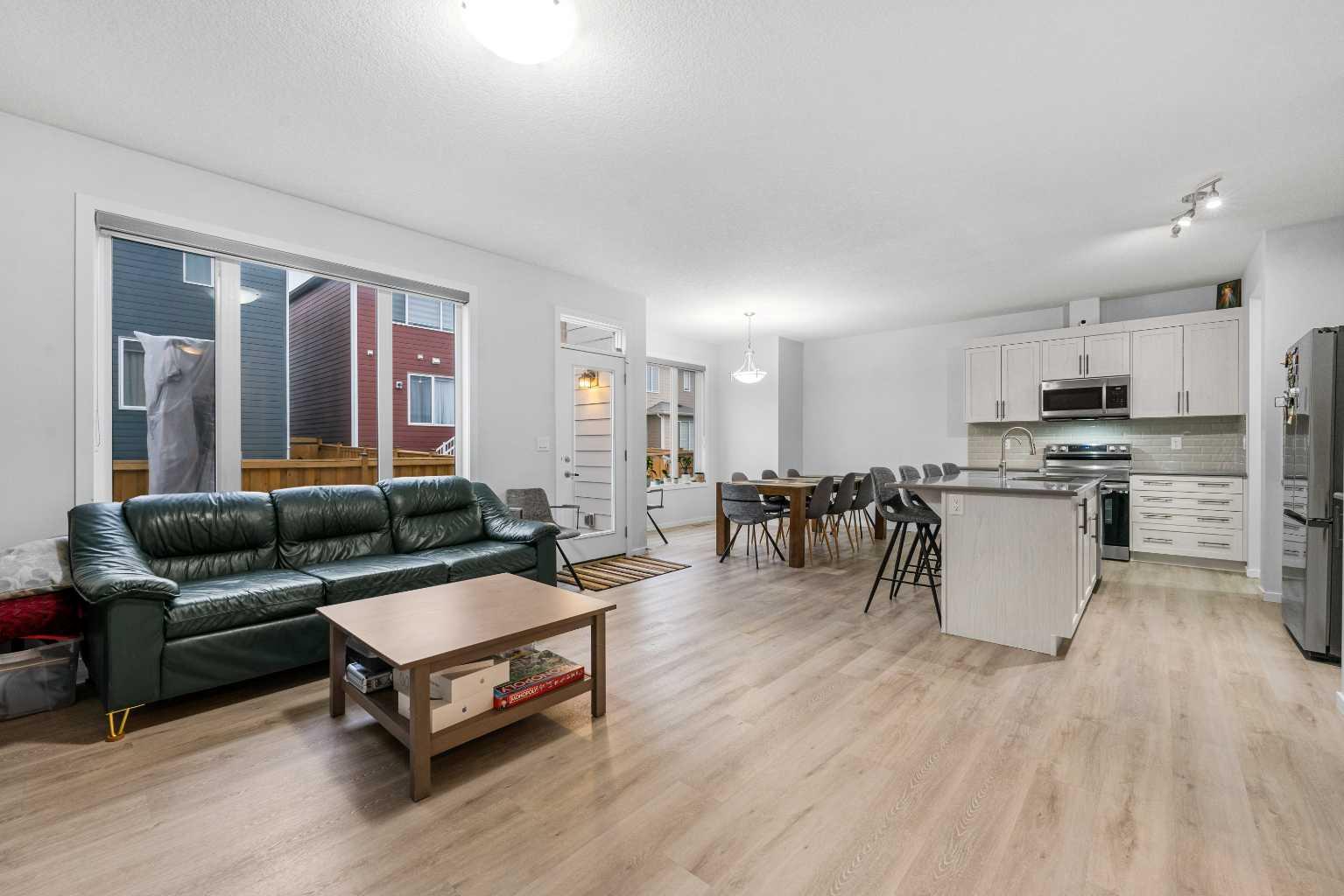 281 Yorkville Road SW