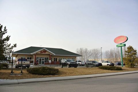 1515 13 Avenue SE High River AB T1V 2B1