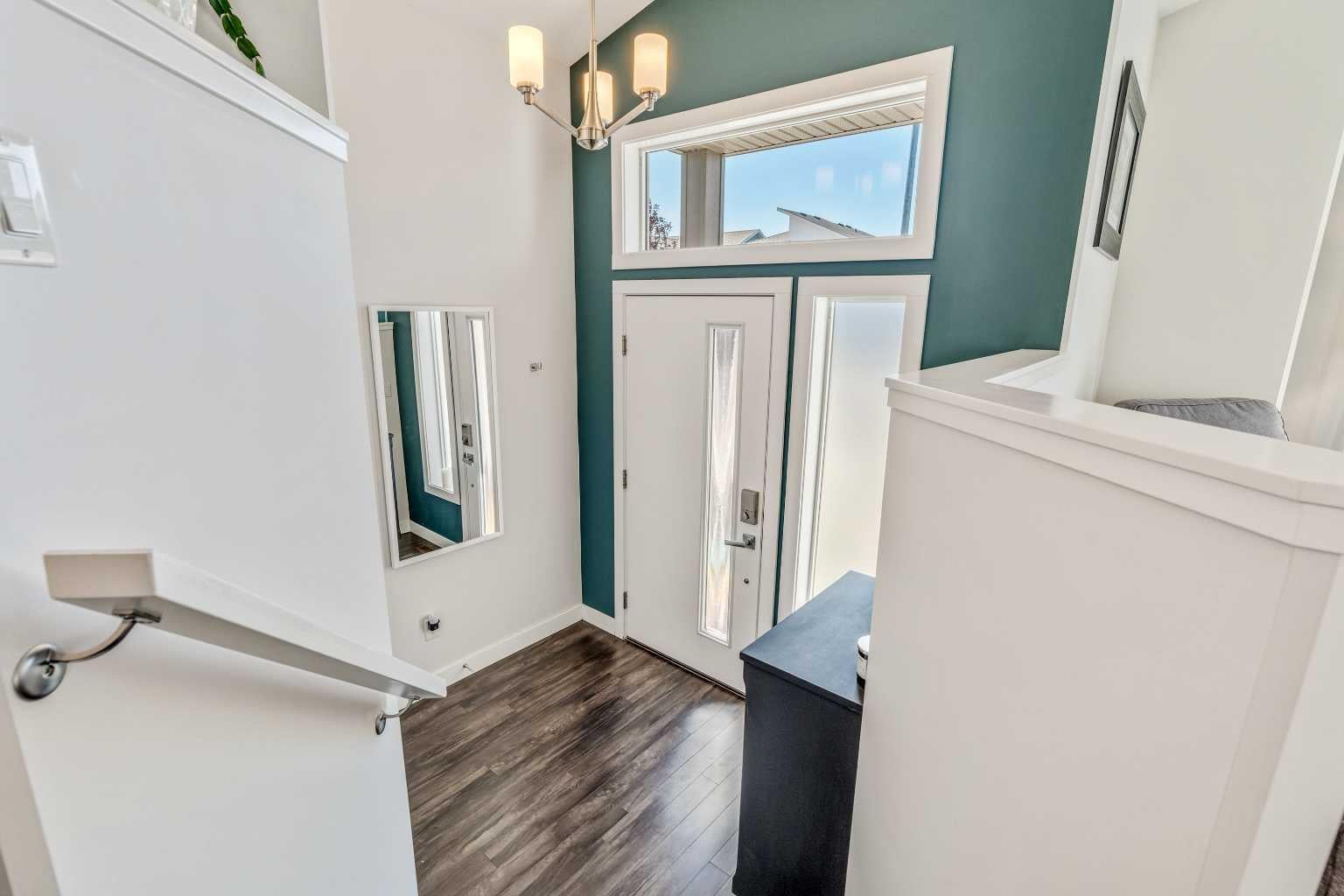 336 Crocus Terrace W