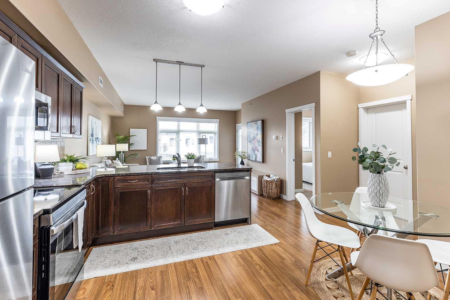 19 Terrace View NE 501