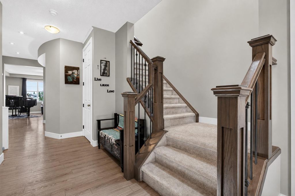 Photo of 129 Windford Park SW, Airdrie, AB T4B 4E6 (MLS # A2311001)