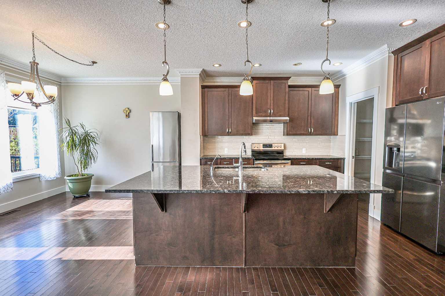 53 Sage Bank Crescent NW