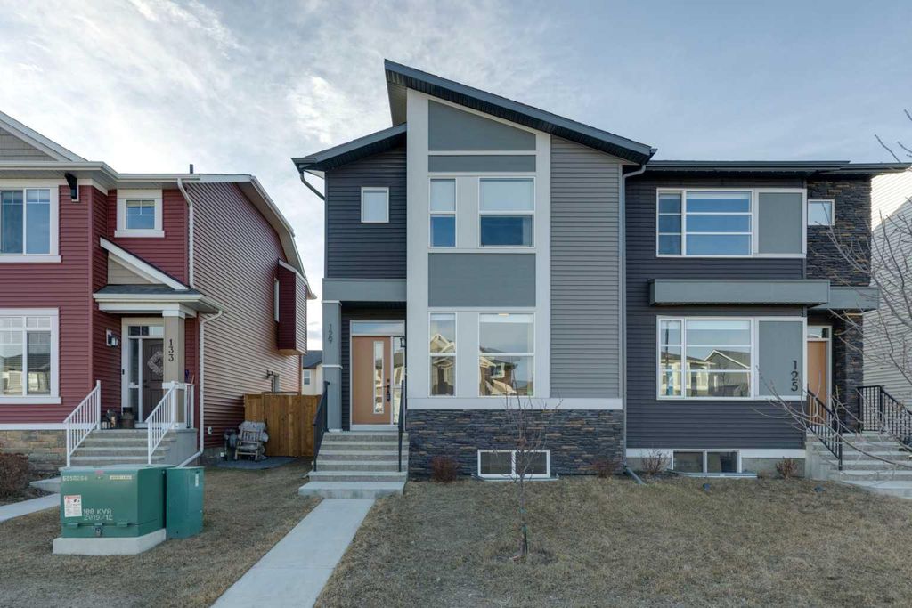 Photo of 129 Dawson Drive, Chestermere, AB T1X 1Z8 (MLS # A2286862)