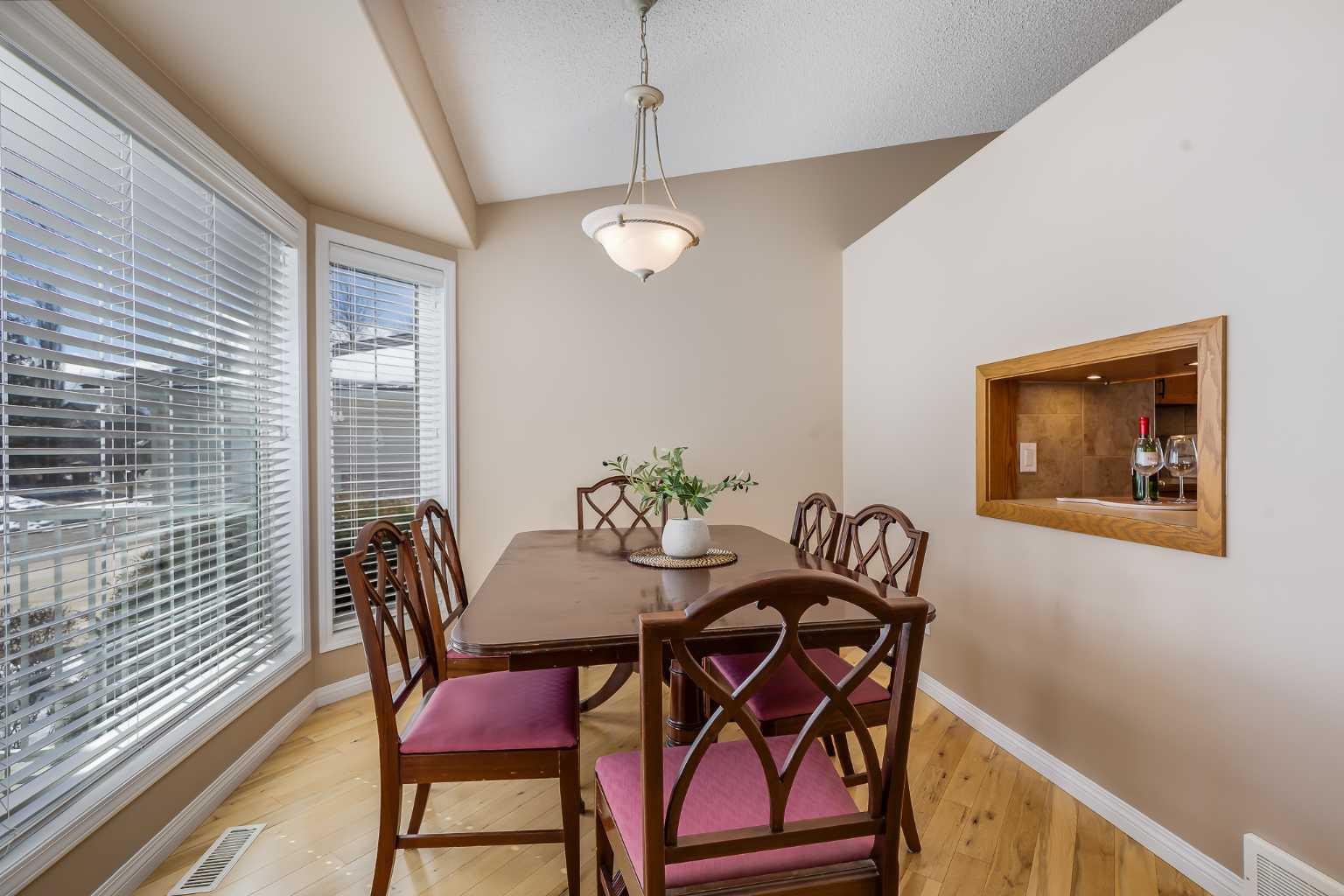 17 Rocky Ridge Villas NW