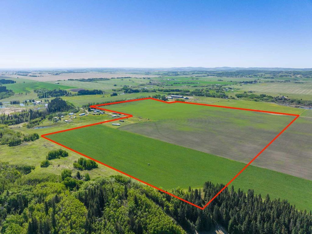 Photo of NE;32;22;2;W5M, Rural Foothills County, AB T1S 0T3 (MLS # A2281043)