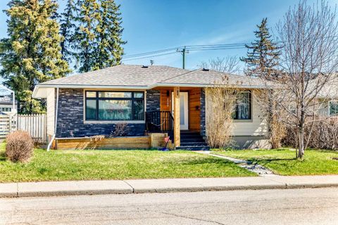 Photo of 2508 Morley Trail NW, Calgary, AB T2M 4G6 (MLS # A2305323)